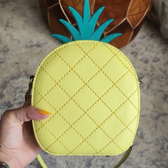 Kate Spade Pineapple Bag - Picture 2 of 4